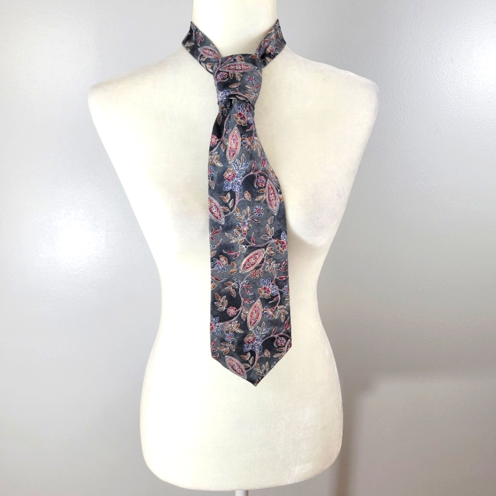 OSCAR DE LA RENTA grey paisley floral men's silk office formal necktie
